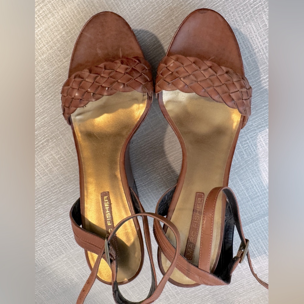 Marc Fisher Brown Braided Sandals. Size 8 1/2